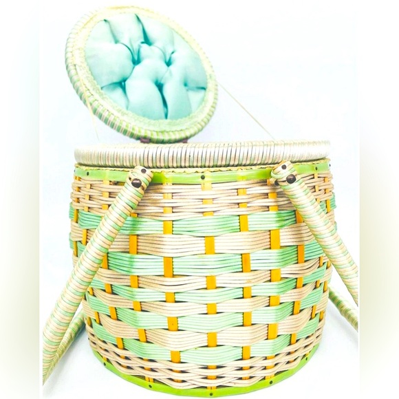50s Mint Green Nesting Wicker Sewing/Picnic Basket(s) Bag - Picture 2 of 4